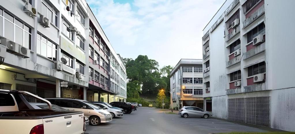 Koptel Budget Hotel Kuching Exterior foto