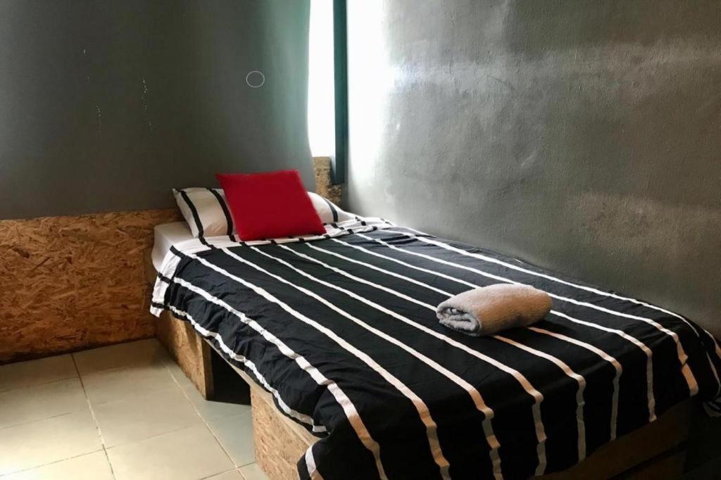 Koptel Budget Hotel Kuching Exterior foto